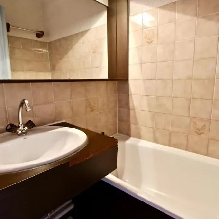 Studio Cabine Avec Balcon Et Parking Couvert - Fr-1-340-141 Chamrousse